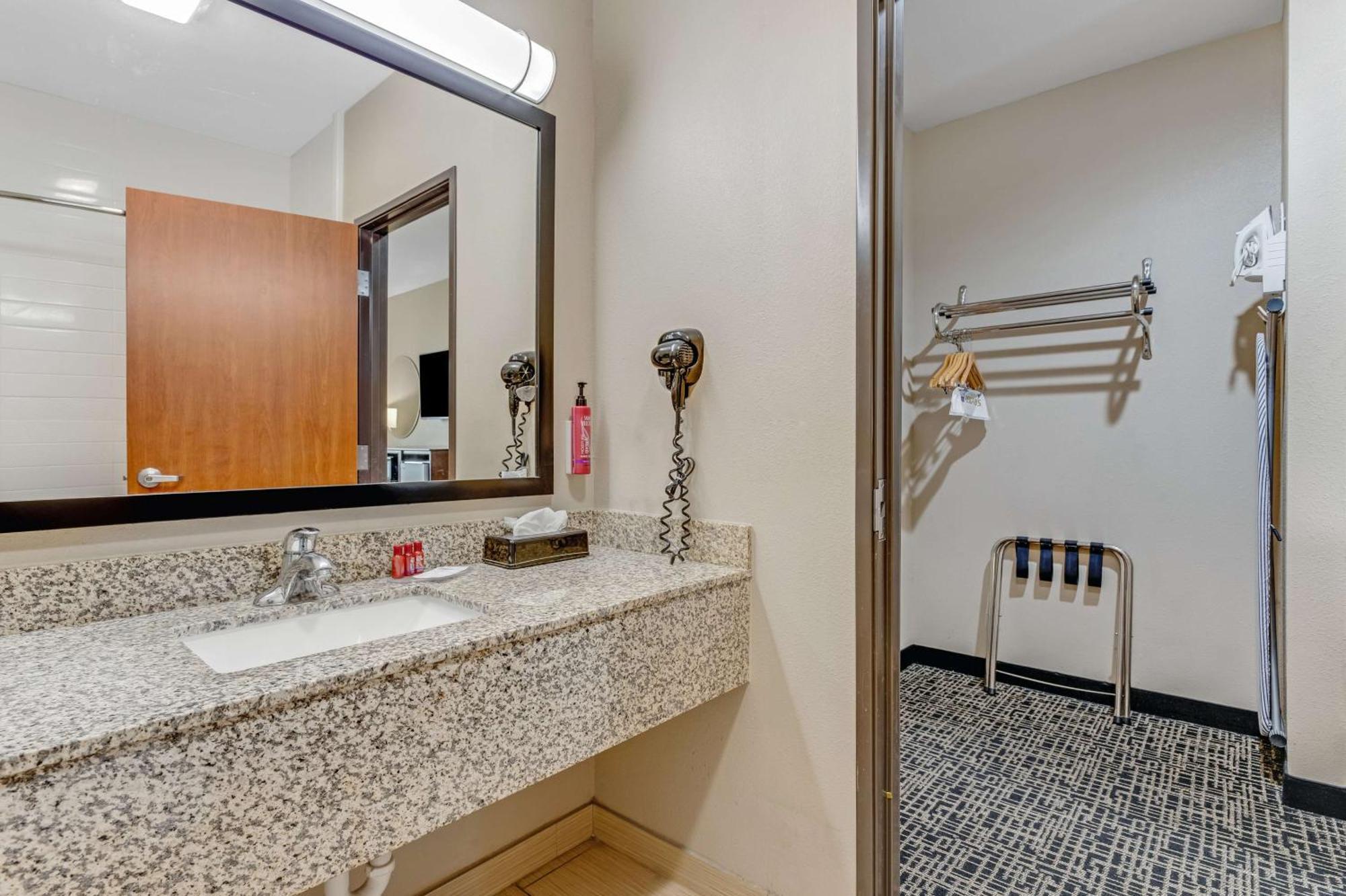 Surestay Plus Hotel By Best Western Owasso Tulsa North Eksteriør billede